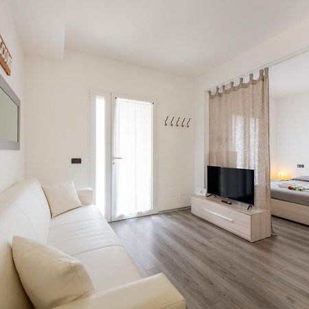 Bnbutler - Archimede 53 - Bright Studio Milan Luaran gambar